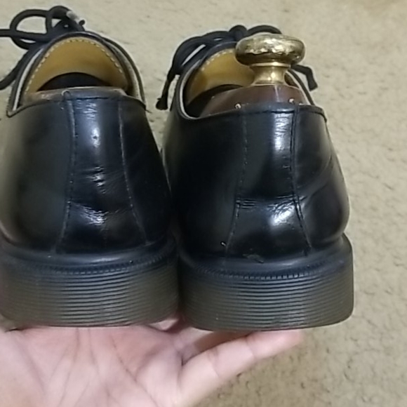 Dr. Martens The Original Unisex Oxfords - Picture 5 of 16